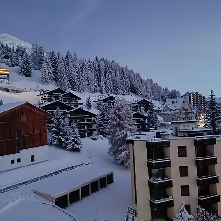 Parsenn Peaks Panorama Daire *