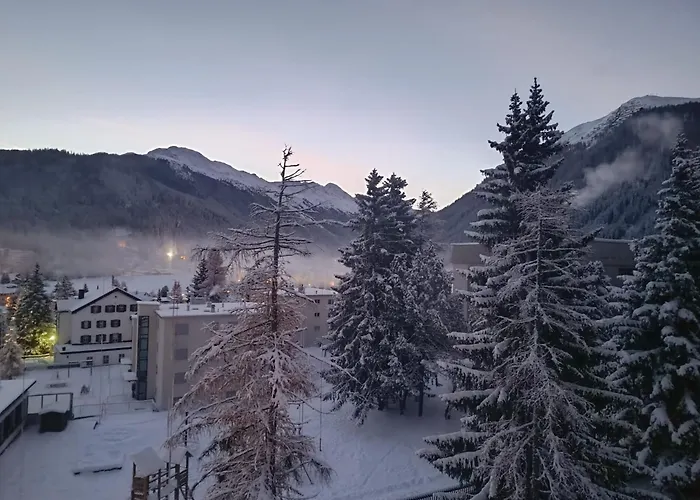 Parsenn Peaks Panorama Apartment