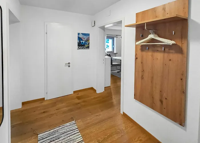 Parsenn Peaks Panorama Apartment